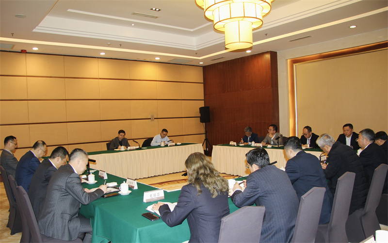 陕投集团总经理唐宏军一行到人民大厦调研